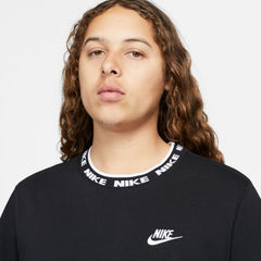 NK Sportswear Club Men's T-shirt Black